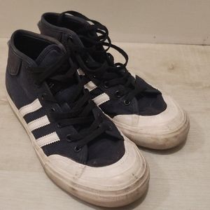 Adidas Matchcourt